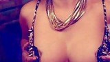 Seksi Kıyafetler Giyen Ev Hanımı