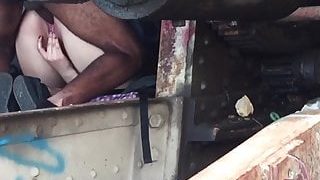 Tenha yerde sikişen kızı gizl kameraya çekiyor